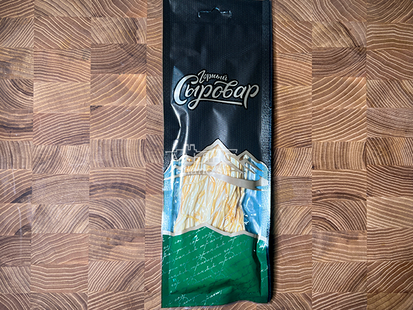 Сыр 60 гр ГОРНЫЙ СЫРОВАР (Паутинка копчёная) в Прокопьевске