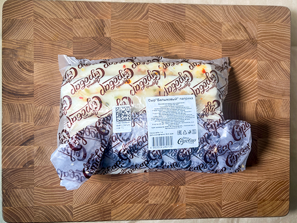 Сыр 1 кг ГОРНЫЙ СЫРОВАР (Балыковый паприка) в Прокопьевске