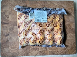 Сыр 1 кг ГОРНЫЙ СЫРОВАР (Балыковый копчёный): Сыр 1 кг ГОРНЫЙ СЫРОВАР (Метёлка аджика)